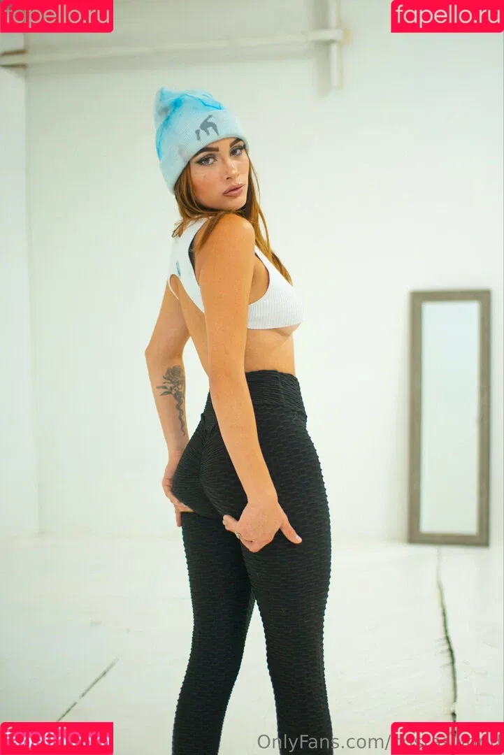 cristasworld Onlyfans Photo Gallery 