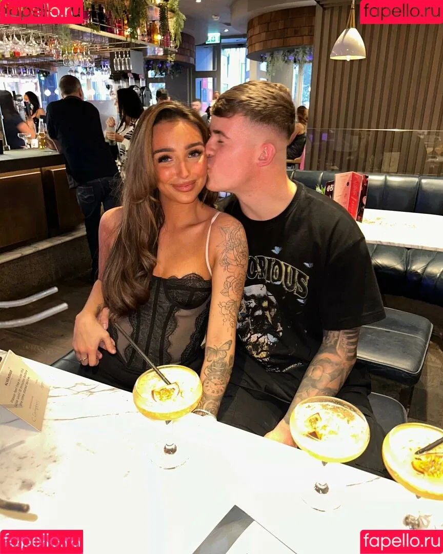 Chloe Panchal Onlyfans Photo Gallery 