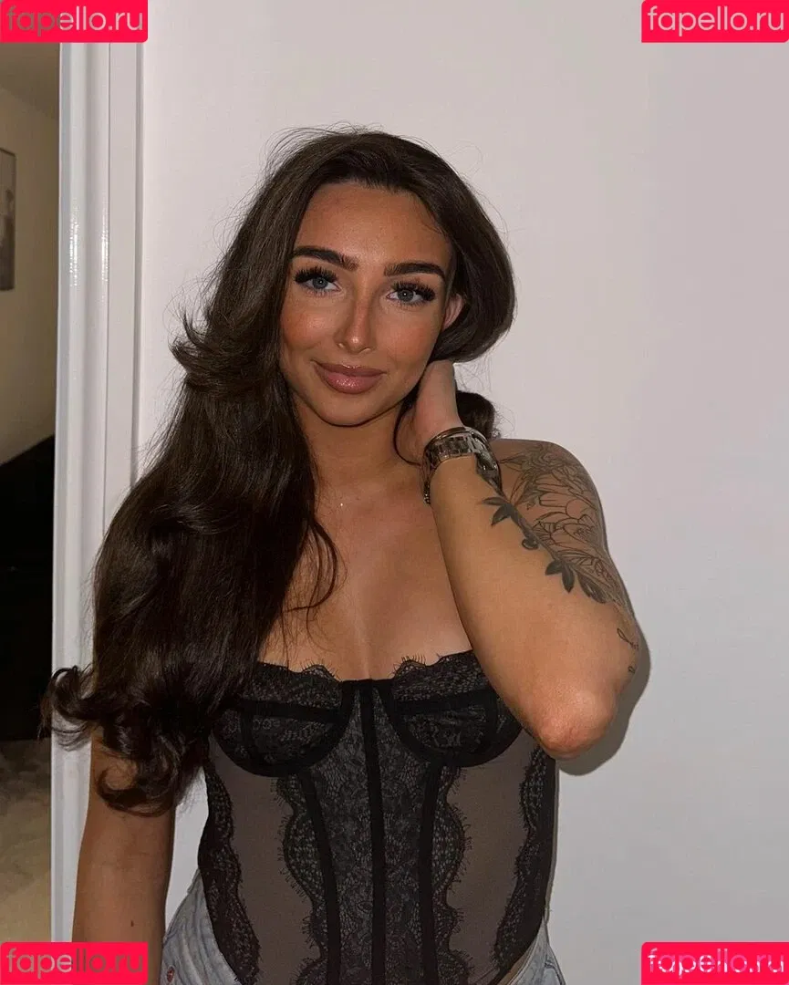 Chloe Panchal Onlyfans Photo Gallery 