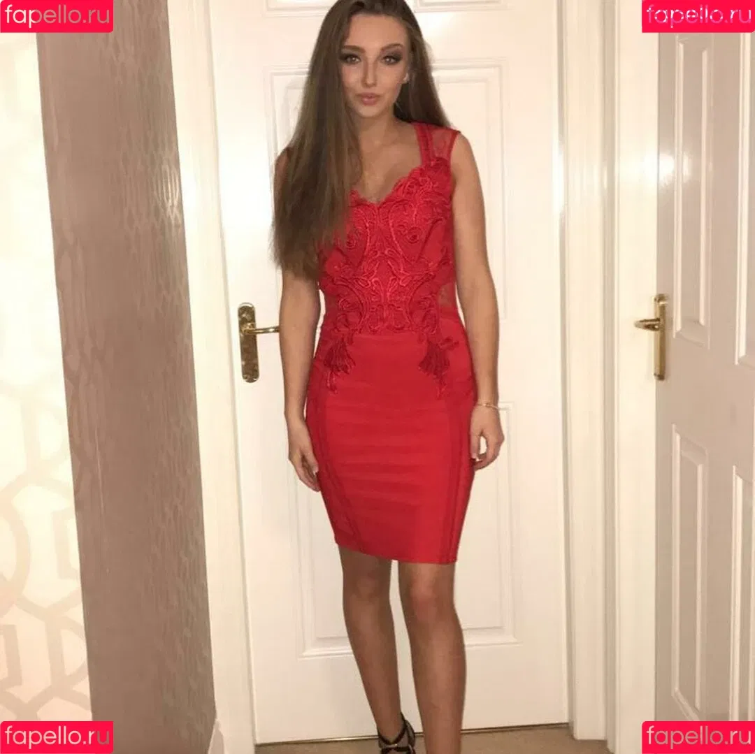 Chloe Panchal Onlyfans Photo Gallery 