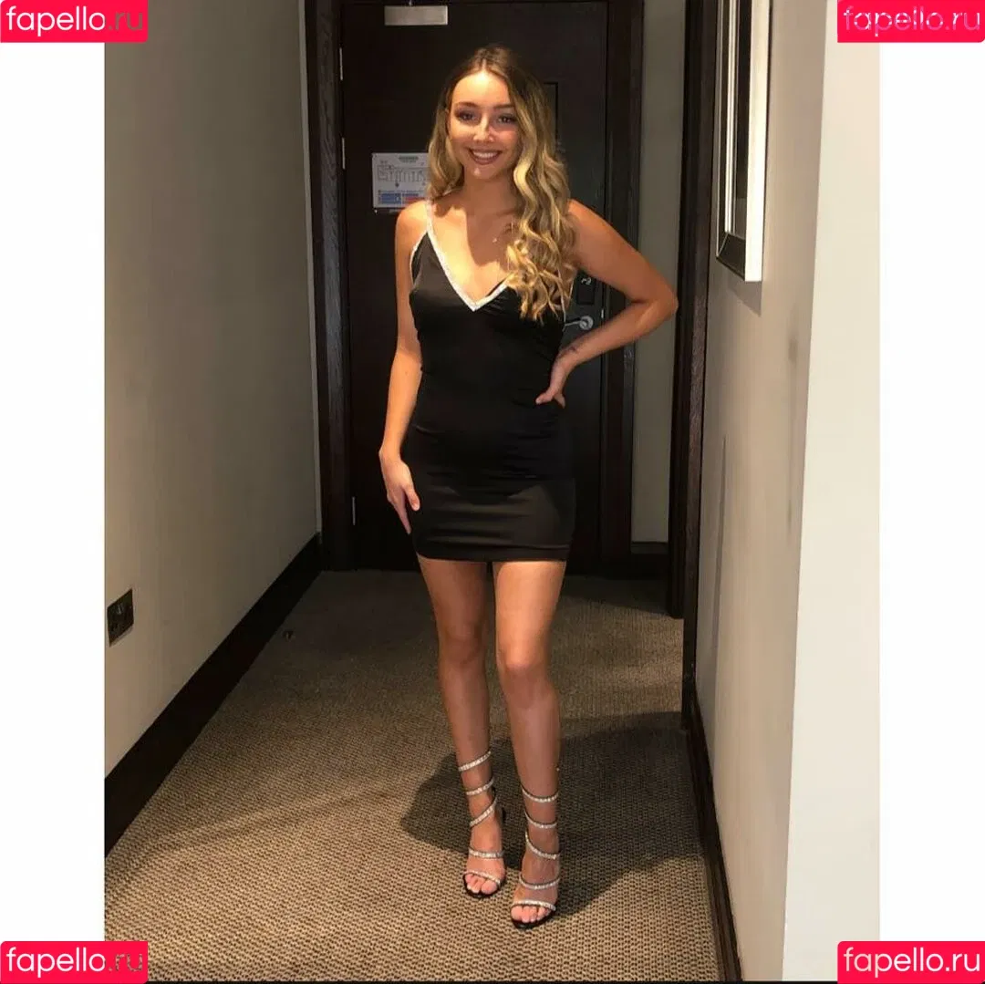 Chloe Panchal Onlyfans Photo Gallery 