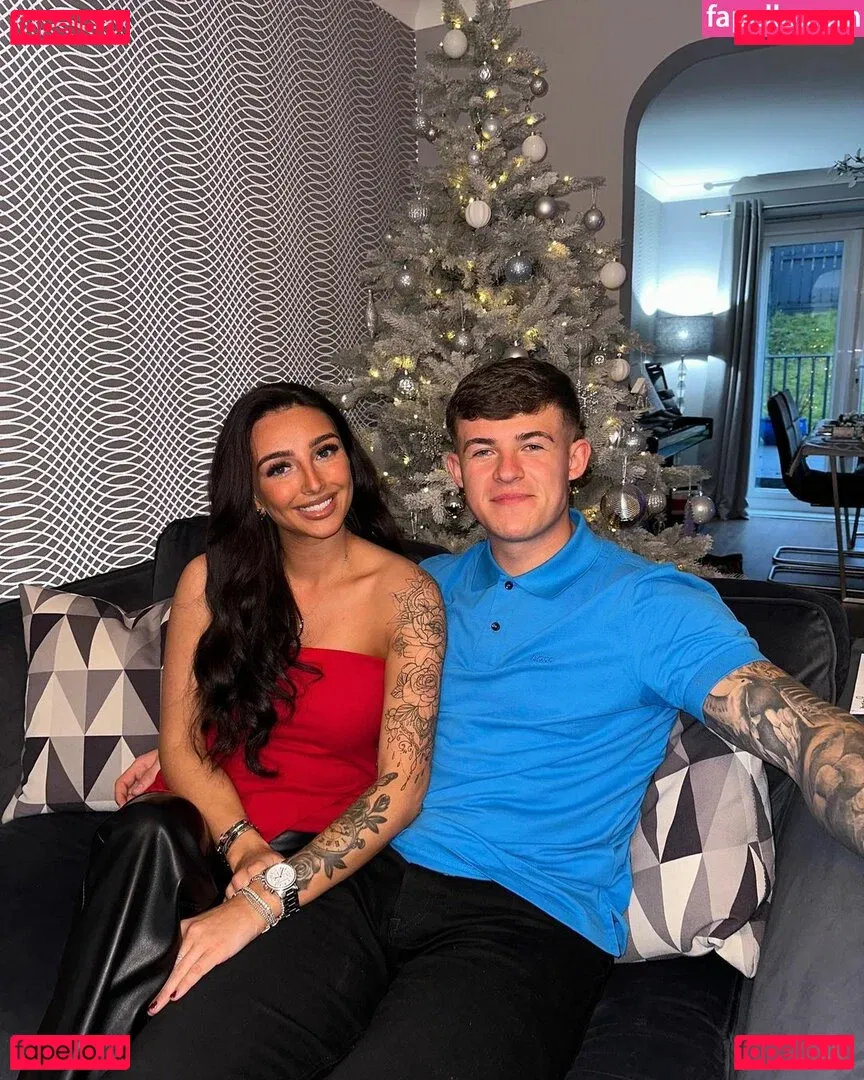 Chloe Panchal Onlyfans Photo Gallery 