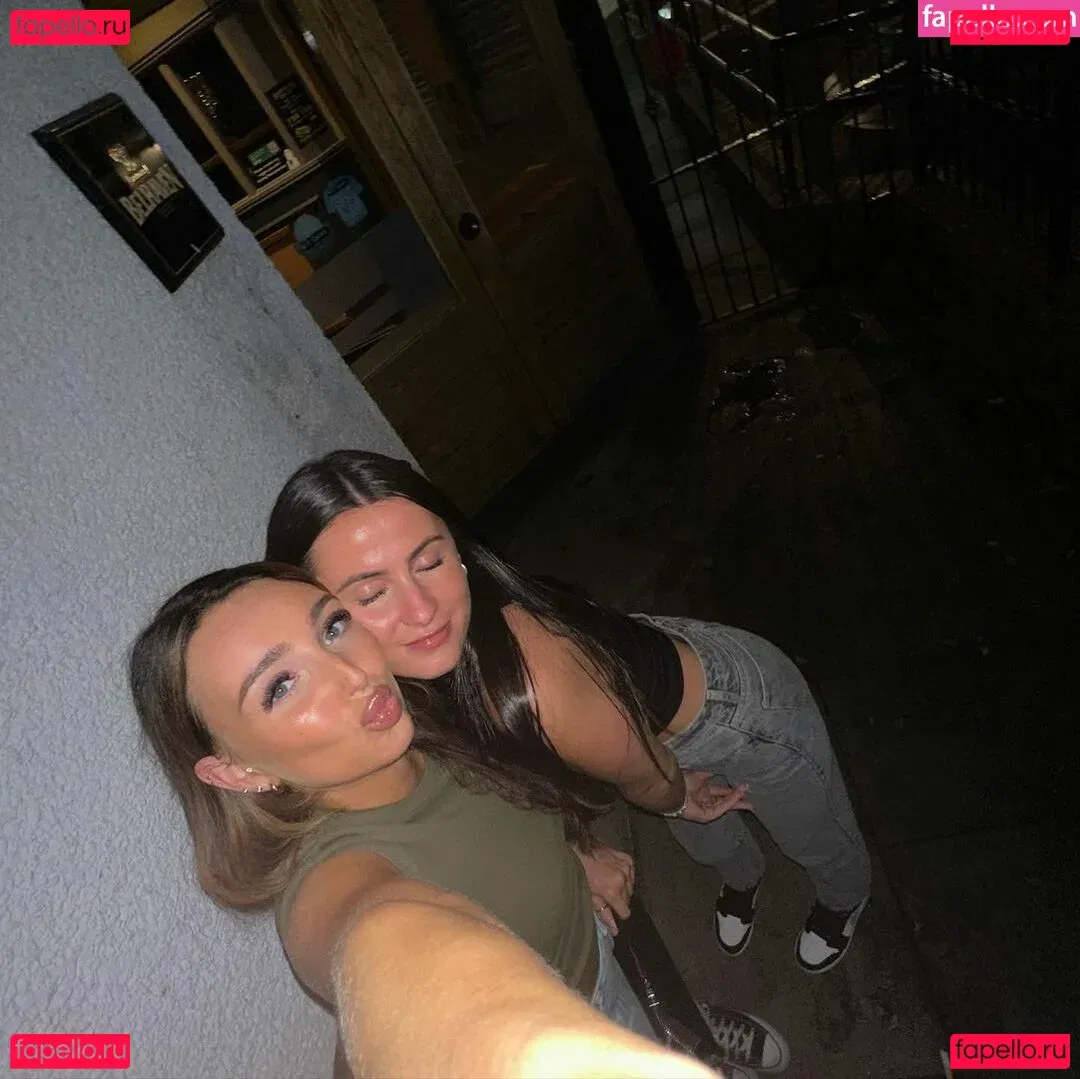 Chloe Panchal Onlyfans Photo Gallery 