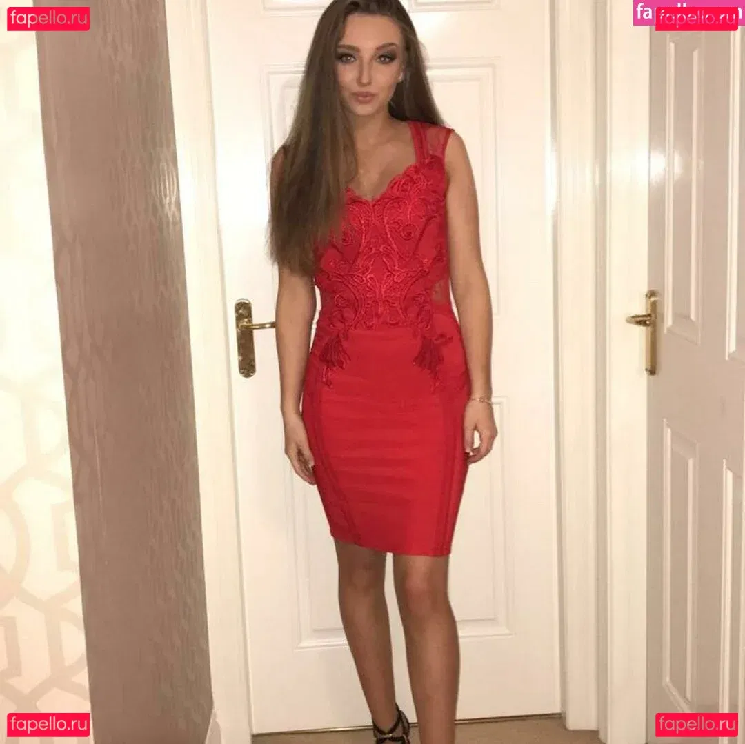 Chloe Panchal Onlyfans Photo Gallery 