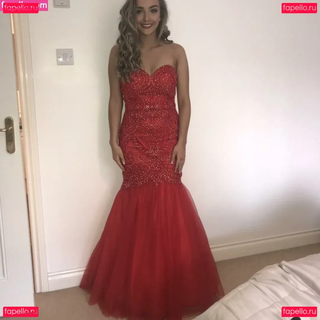 Chloe Panchal Onlyfans Photo Gallery 