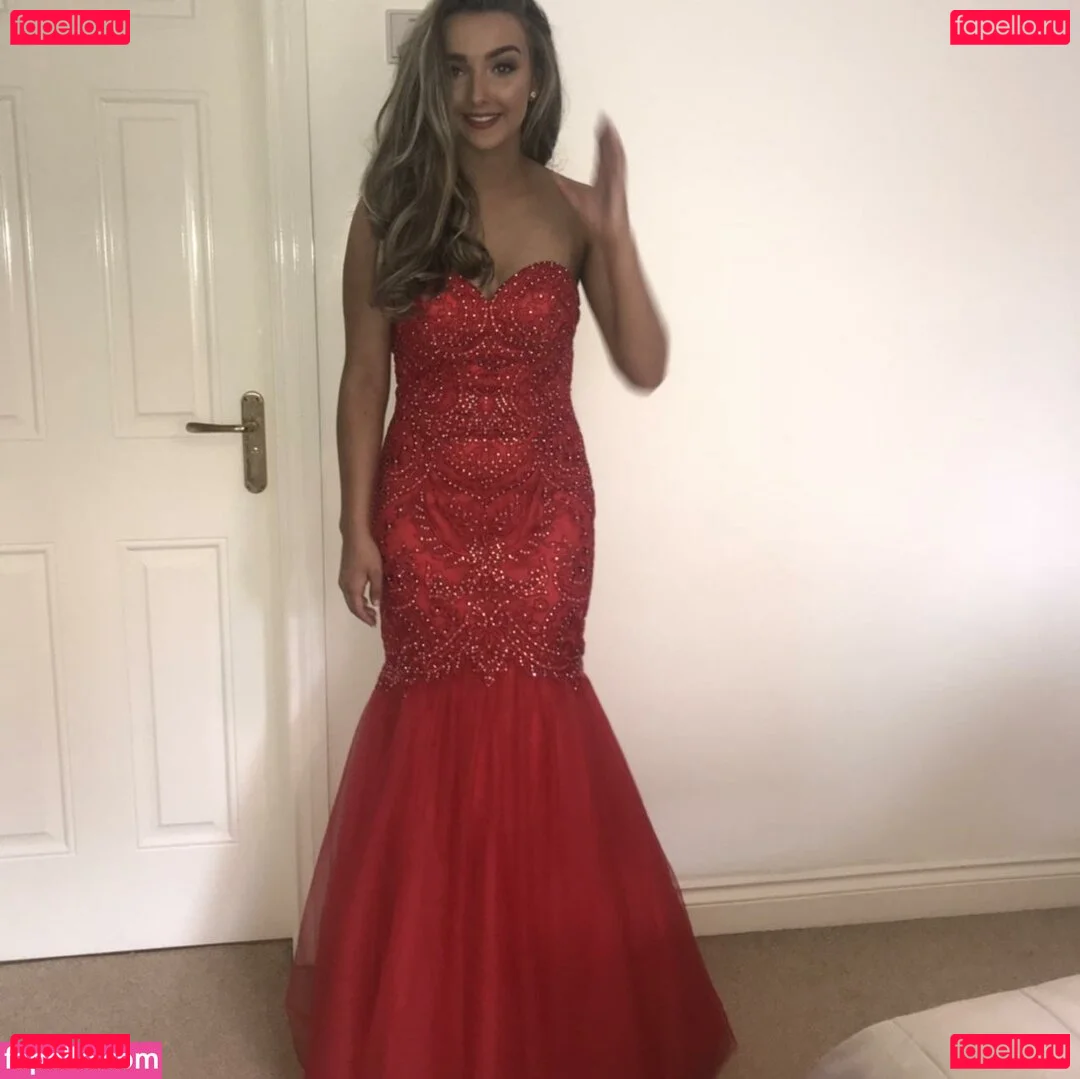 Chloe Panchal Onlyfans Photo Gallery 