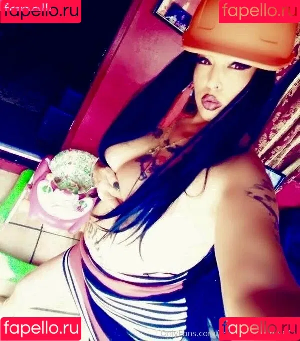 sexistrawberry5611 Onlyfans Photo Gallery 