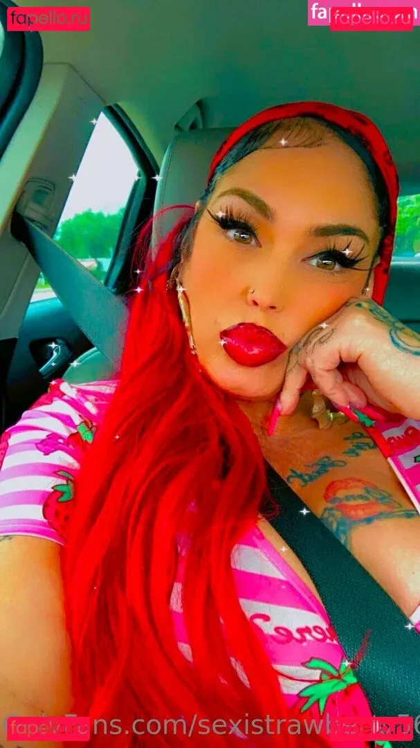 sexistrawberry5611 Onlyfans Photo Gallery 
