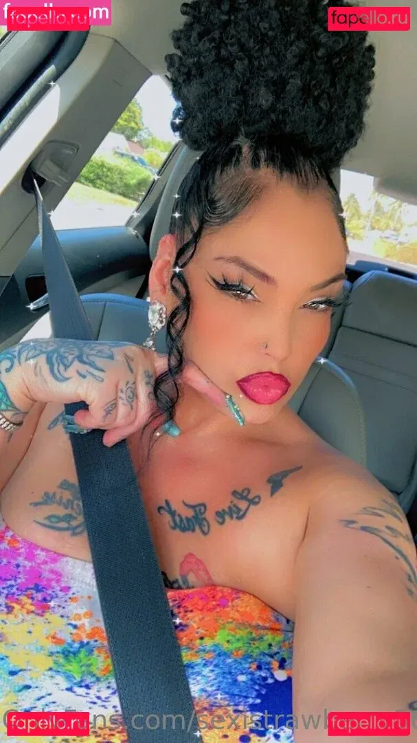 sexistrawberry5611 Onlyfans Photo Gallery 