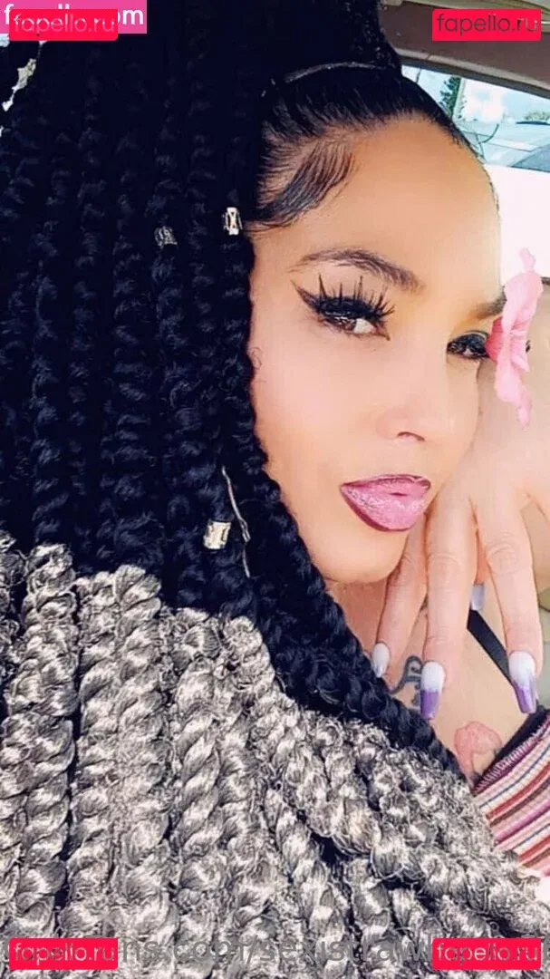 sexistrawberry5611 Onlyfans Photo Gallery 