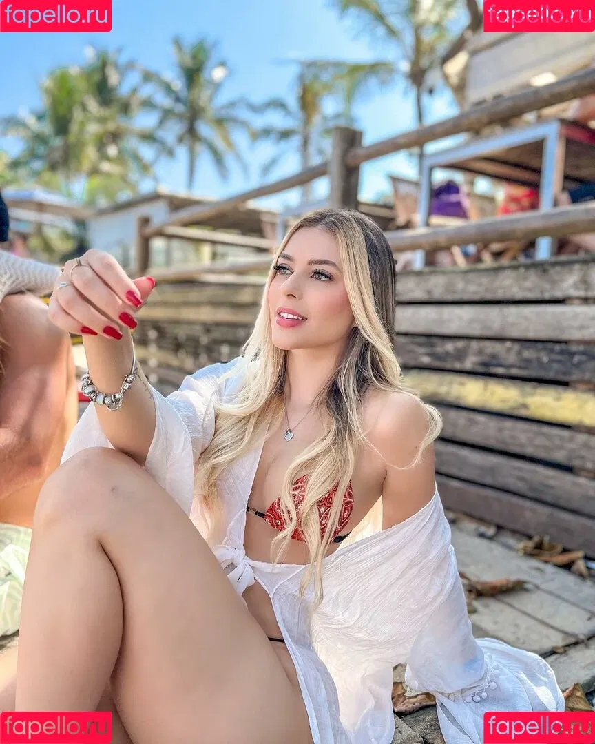 Carolina Paiva Onlyfans Photo Gallery 