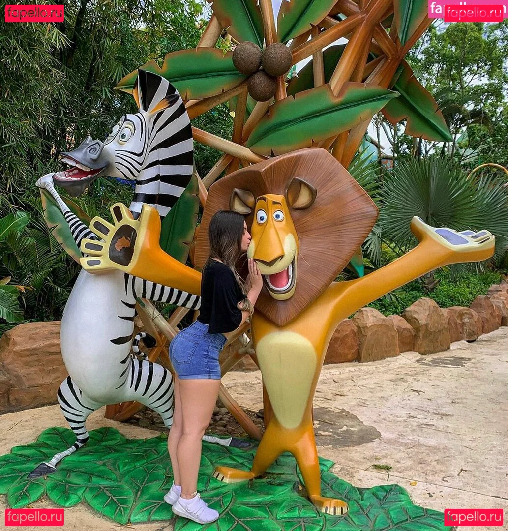 Carolina Paiva Onlyfans Photo Gallery 