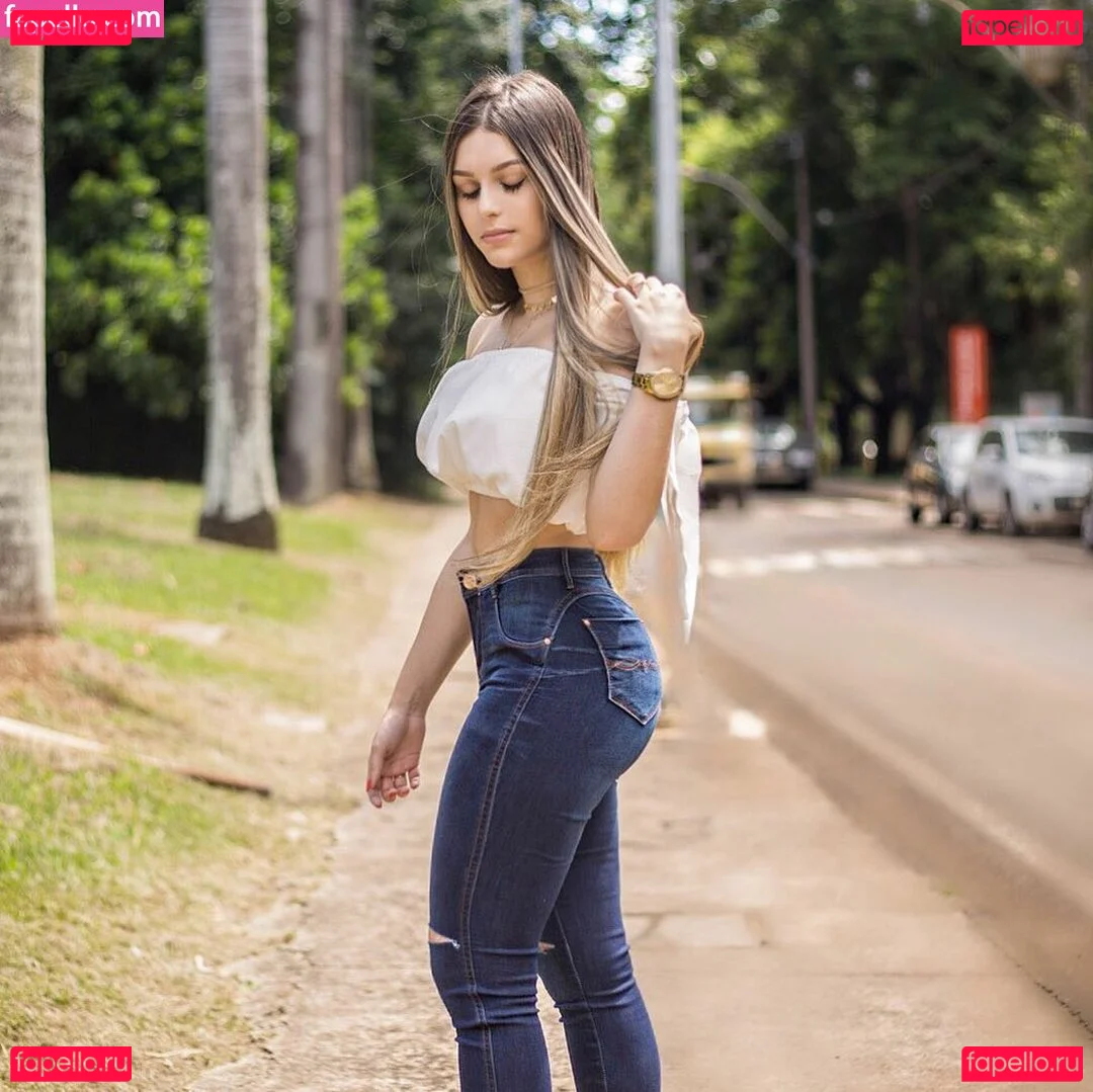 Carolina Paiva Onlyfans Photo Gallery 