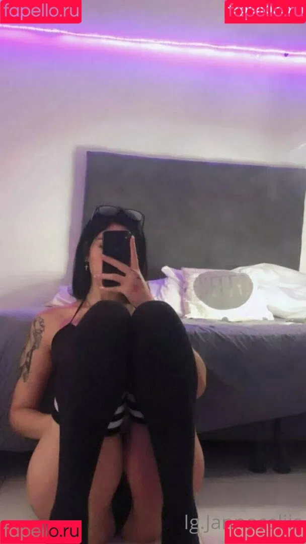 alinacollins Onlyfans Photo Gallery 