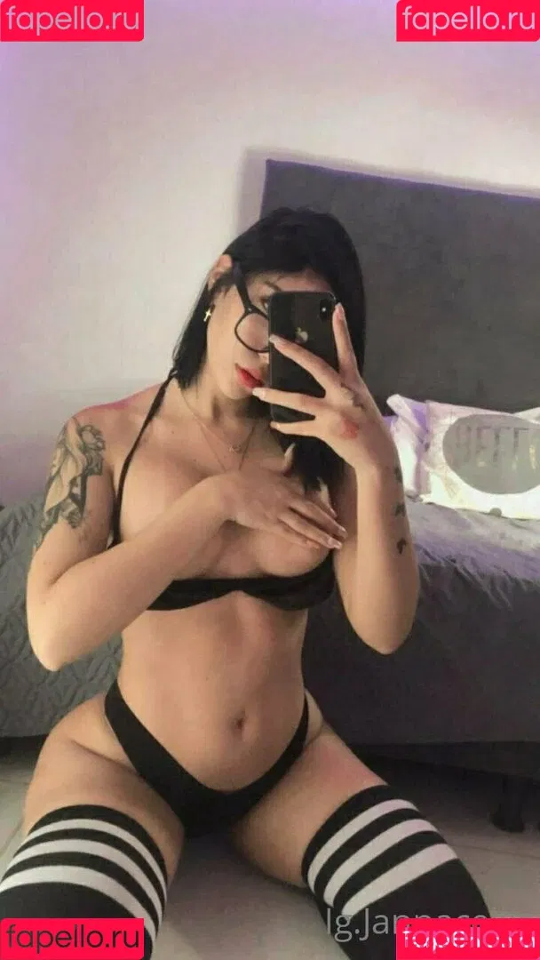 alinacollins Onlyfans Photo Gallery 