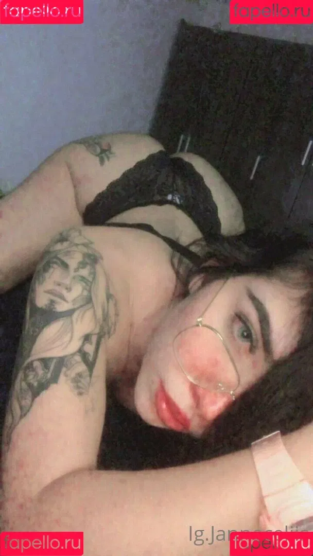 alinacollins Onlyfans Photo Gallery 