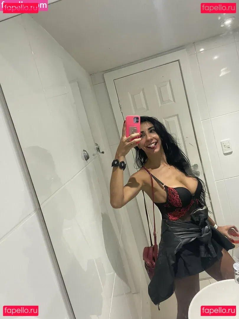 Renatinha Mello Onlyfans Photo Gallery 