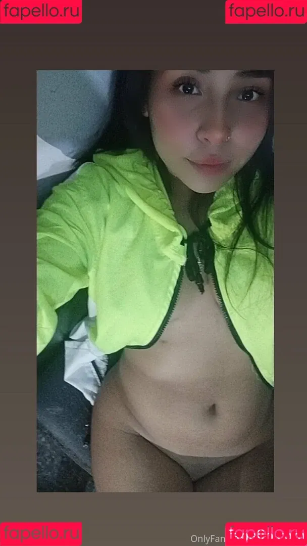yiyimartinez Onlyfans Photo Gallery 