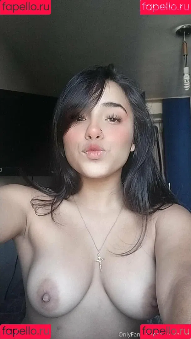 yiyimartinez Onlyfans Photo Gallery 