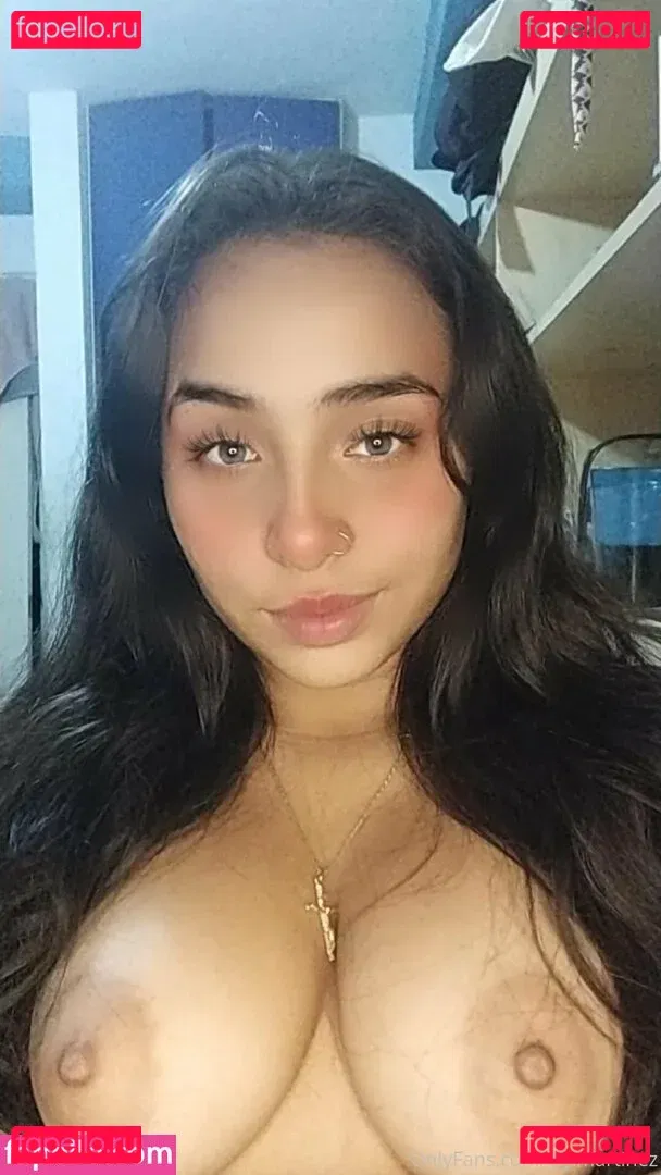 yiyimartinez Onlyfans Photo Gallery 