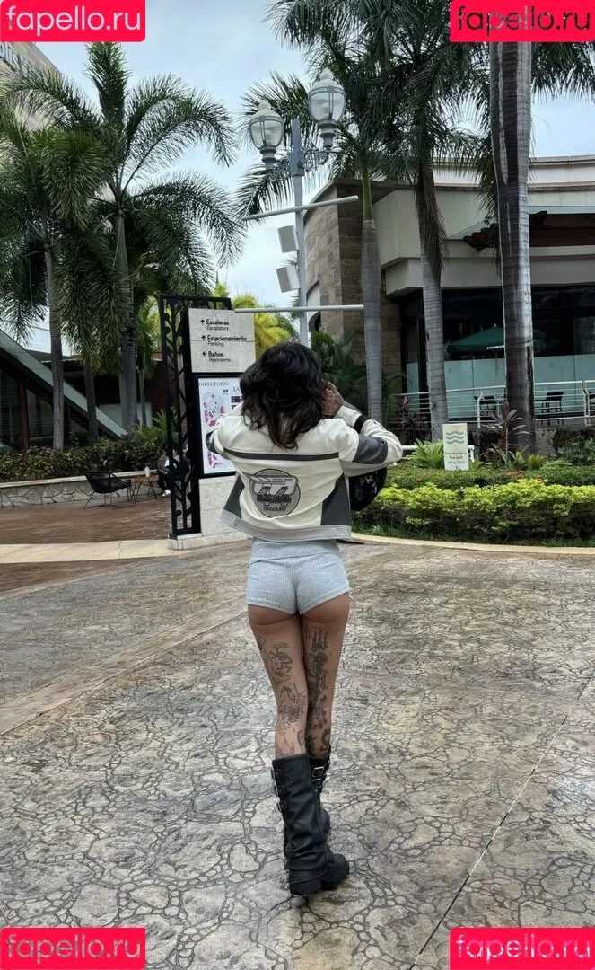 notsick Onlyfans Photo Gallery 