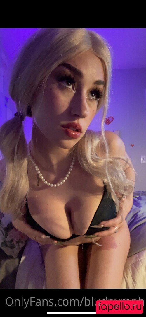 notsick Onlyfans Photo Gallery 