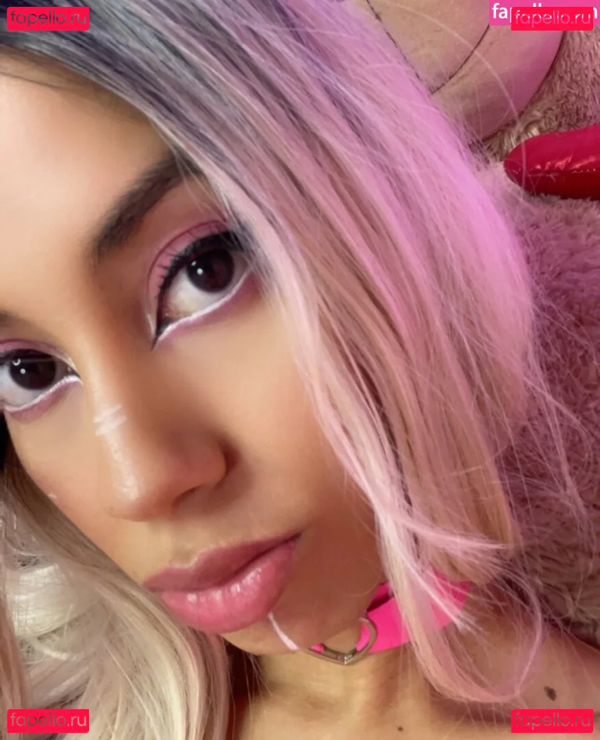 Lovelycaroll Onlyfans Photo Gallery 