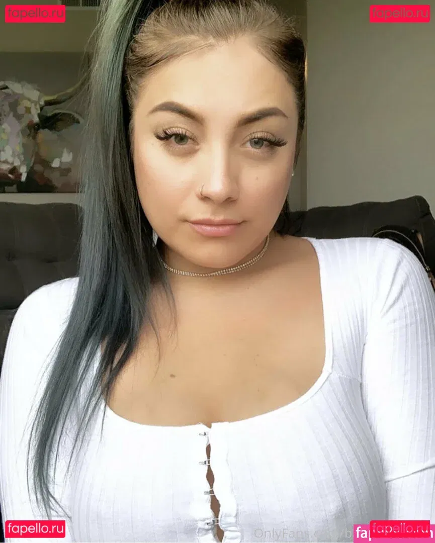 baddybinafree Onlyfans Photo Gallery 