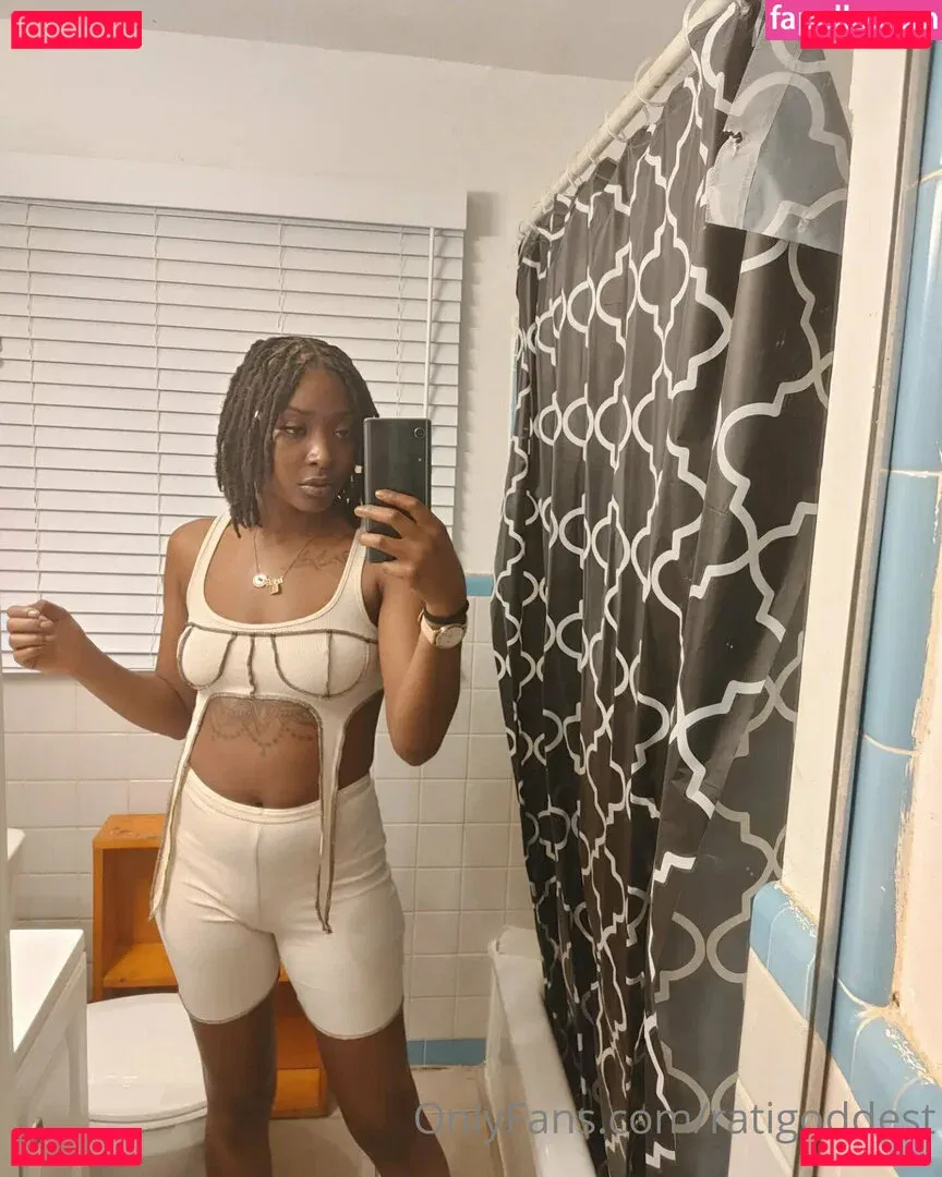 ratigoddest Onlyfans Photo Gallery 
