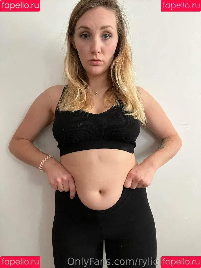 ryliehazefeedee Onlyfans Photo Gallery 