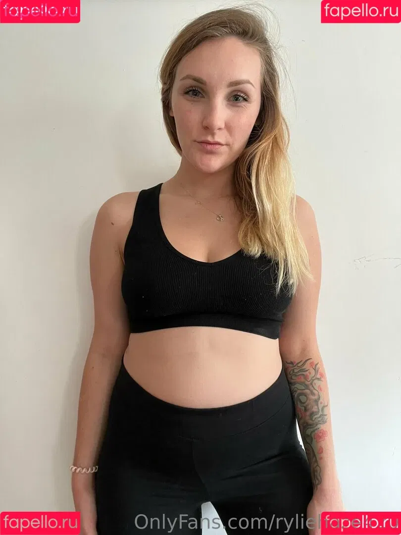 ryliehazefeedee Onlyfans Photo Gallery 