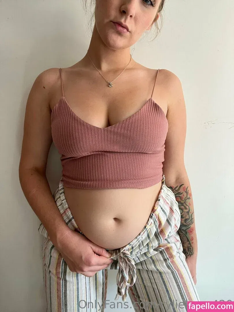 ryliehazefeedee Onlyfans Photo Gallery 