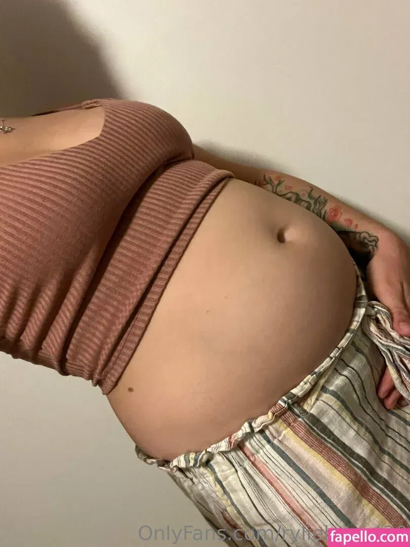 ryliehazefeedee Onlyfans Photo Gallery 