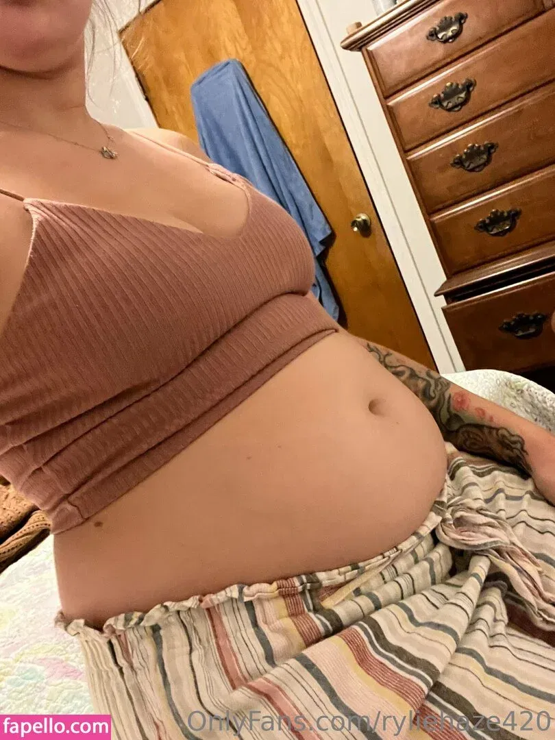 ryliehazefeedee Onlyfans Photo Gallery 