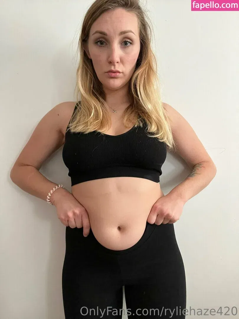 ryliehazefeedee Onlyfans Photo Gallery 