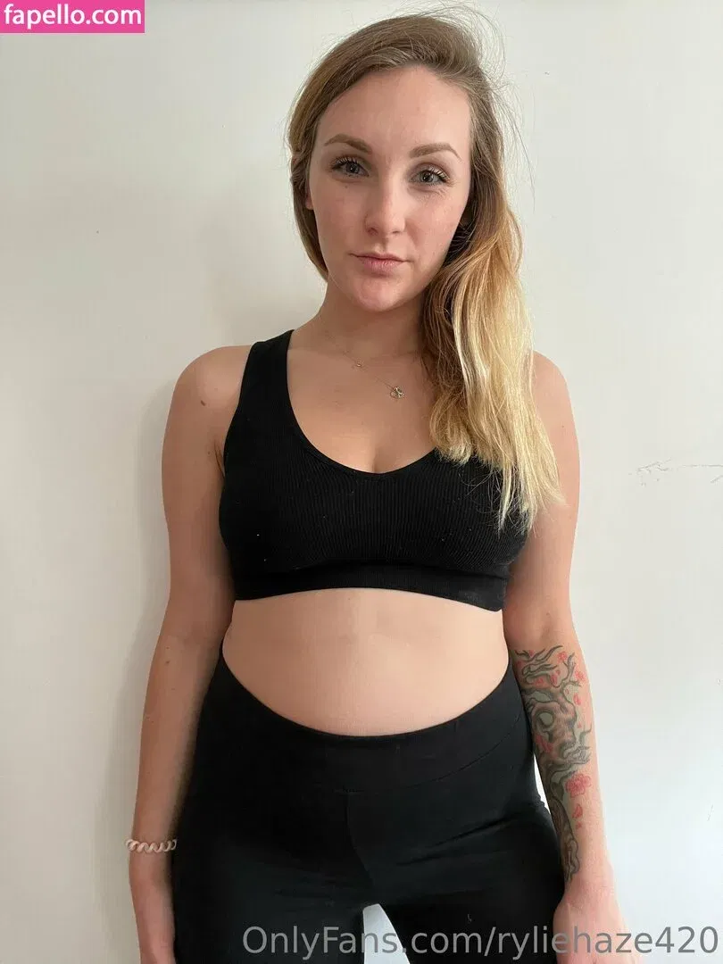 ryliehazefeedee Onlyfans Photo Gallery 