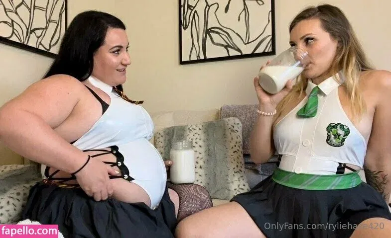 ryliehazefeedee Onlyfans Photo Gallery 