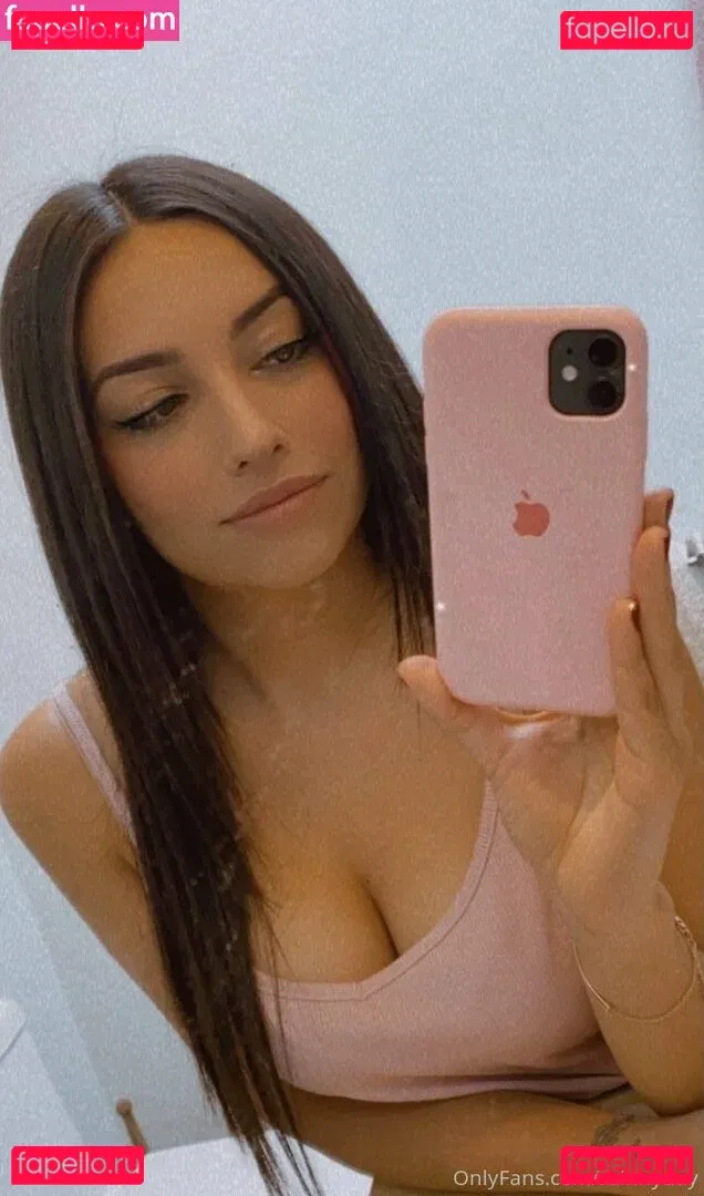 rainnyday Onlyfans Photo Gallery 