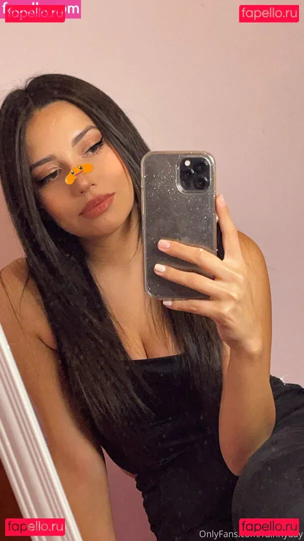 rainnyday Onlyfans Photo Gallery 