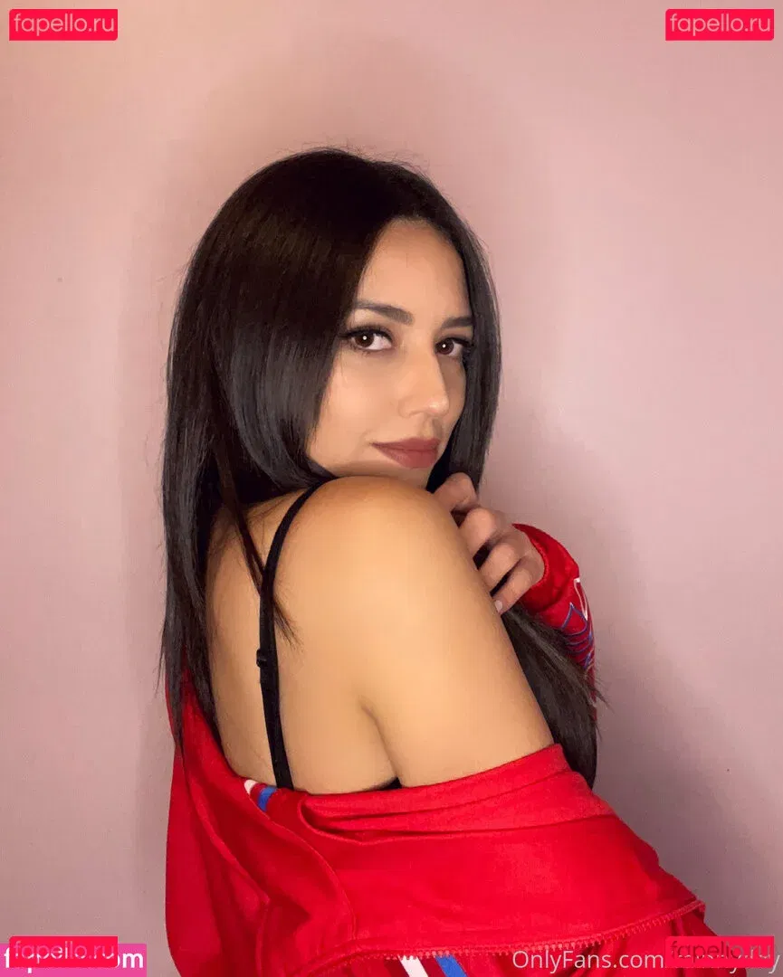 rainnyday Onlyfans Photo Gallery 