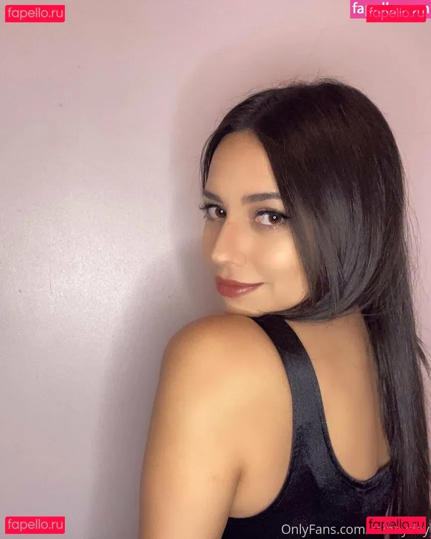 rainnyday Onlyfans Photo Gallery 