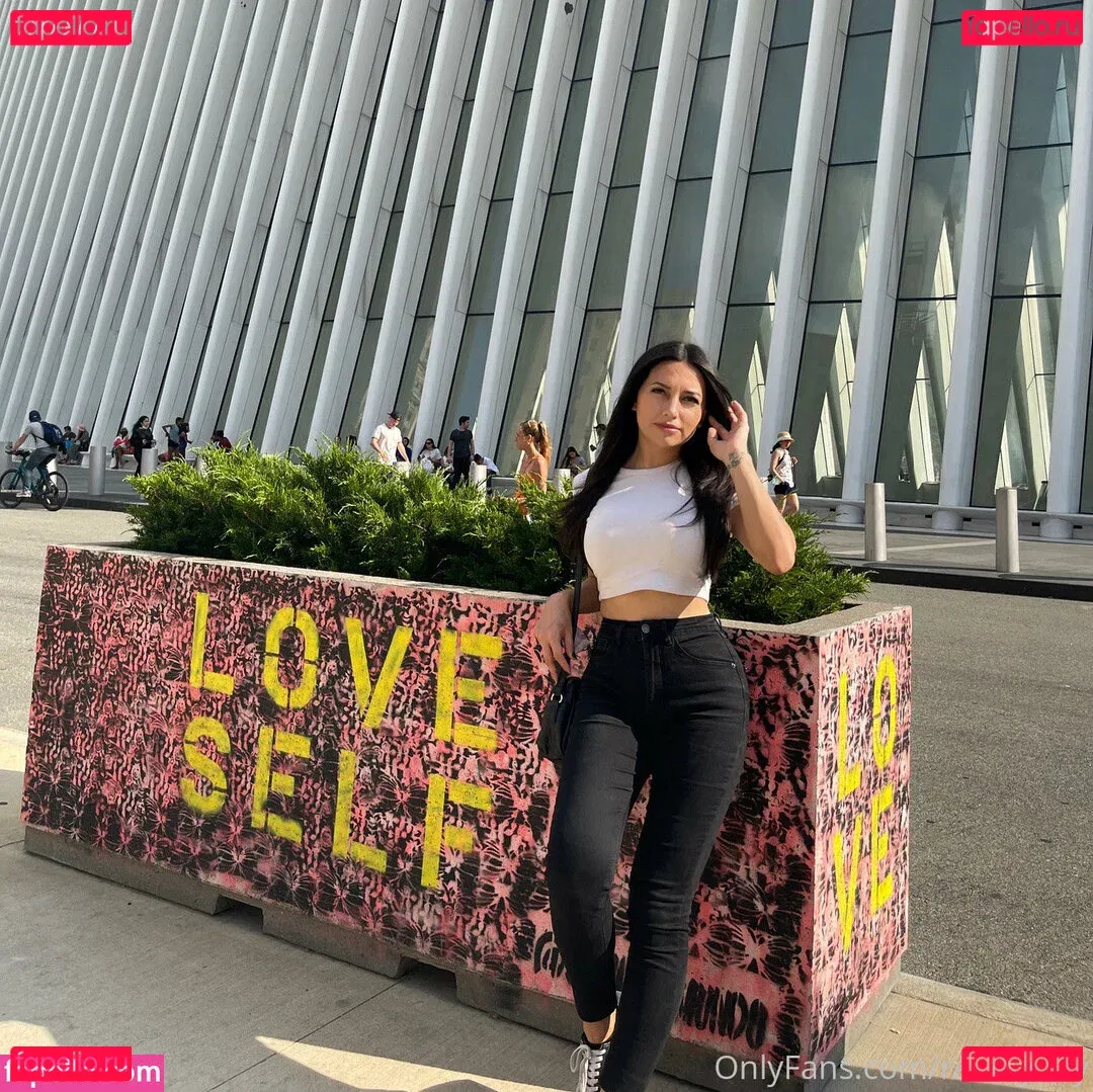 rainnyday Onlyfans Photo Gallery 