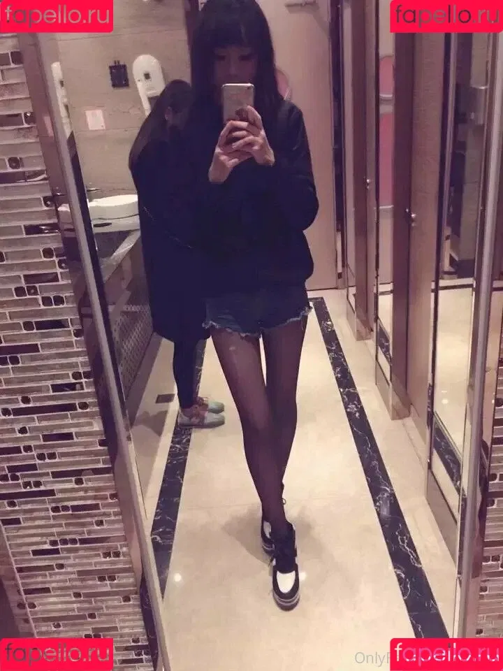 cdxun Onlyfans Photo Gallery 