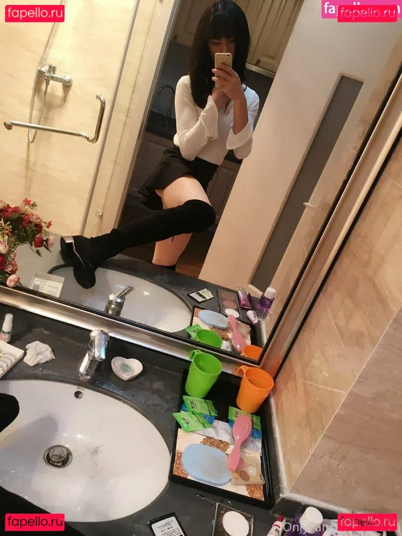 cdxun Onlyfans Photo Gallery 