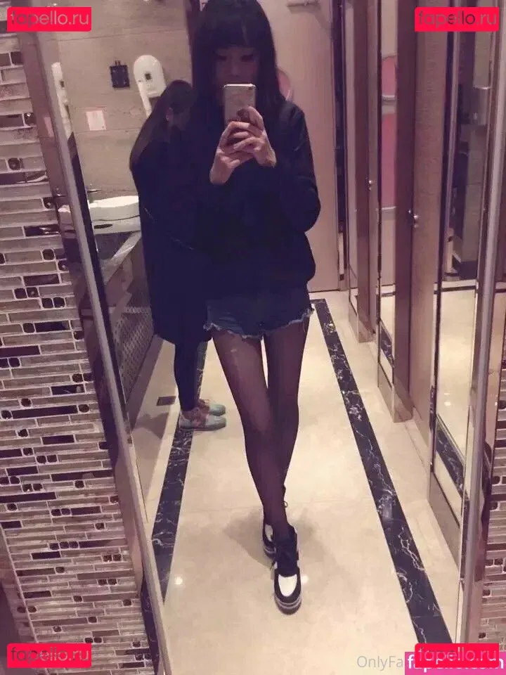 cdxun Onlyfans Photo Gallery 