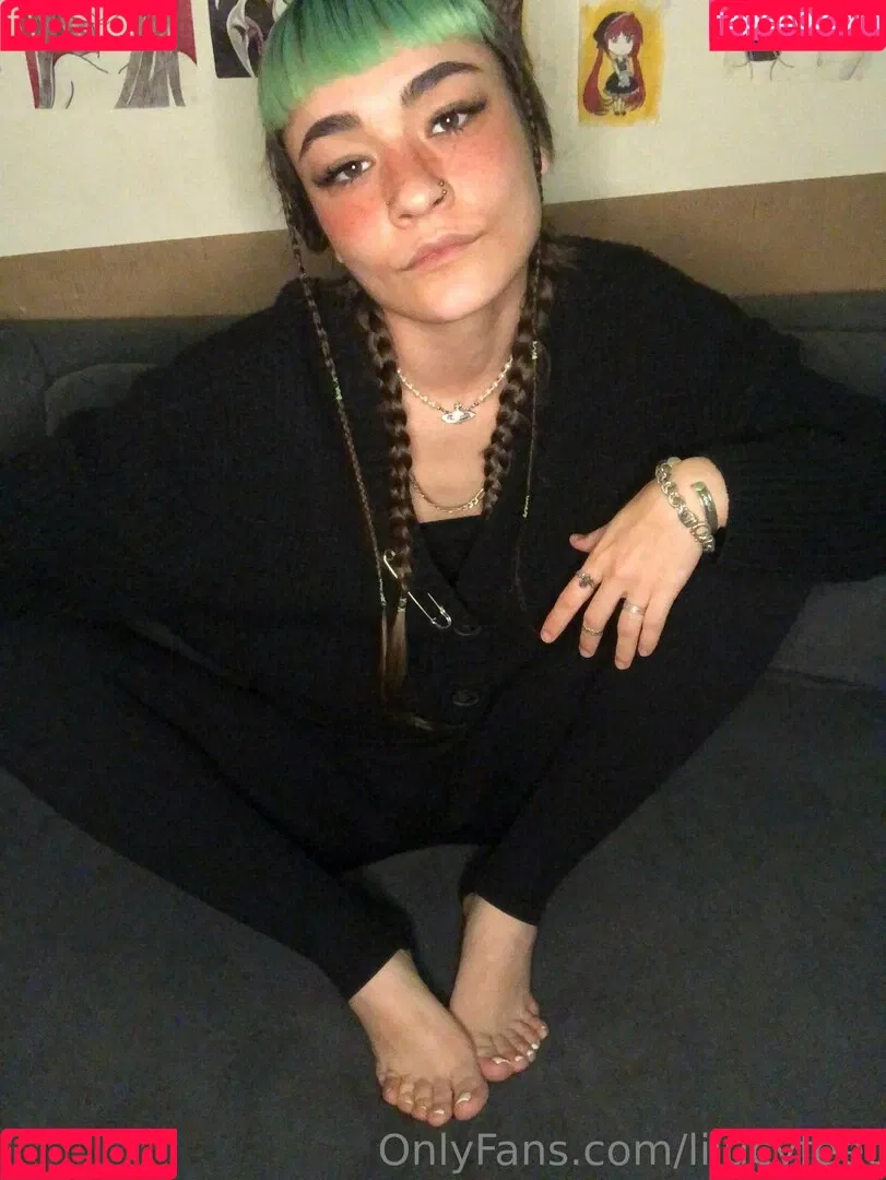 lilucyfeet Onlyfans Photo Gallery 