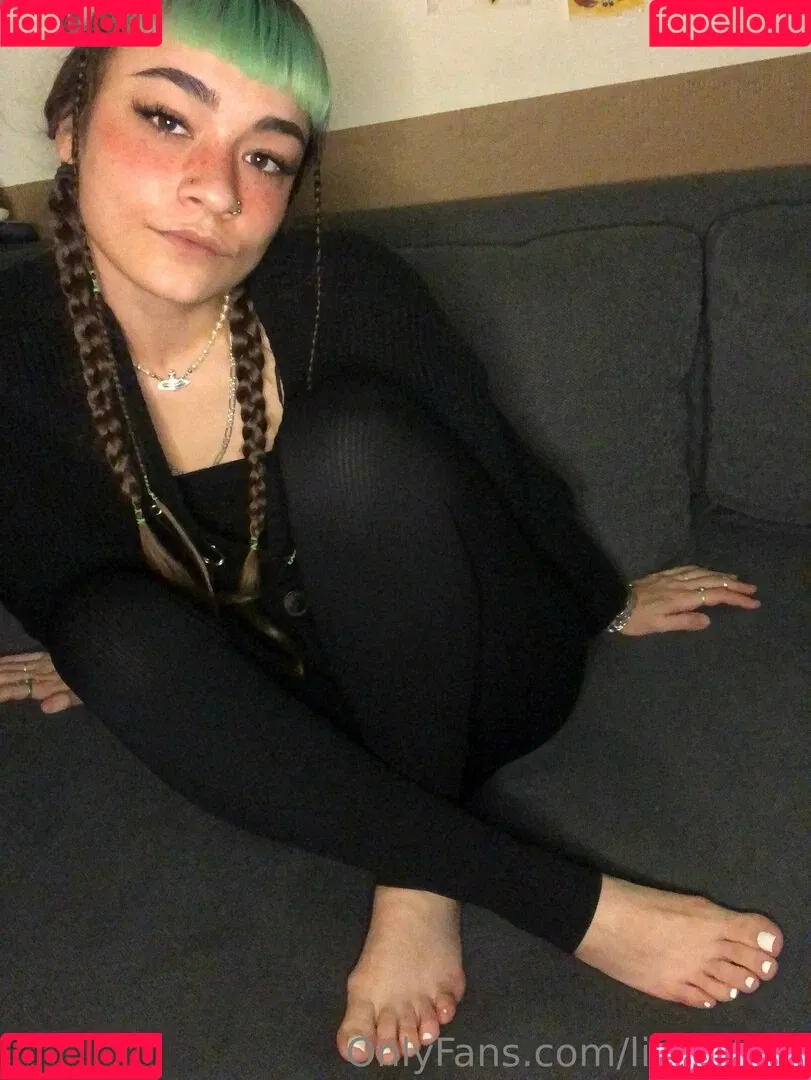 lilucyfeet Onlyfans Photo Gallery 