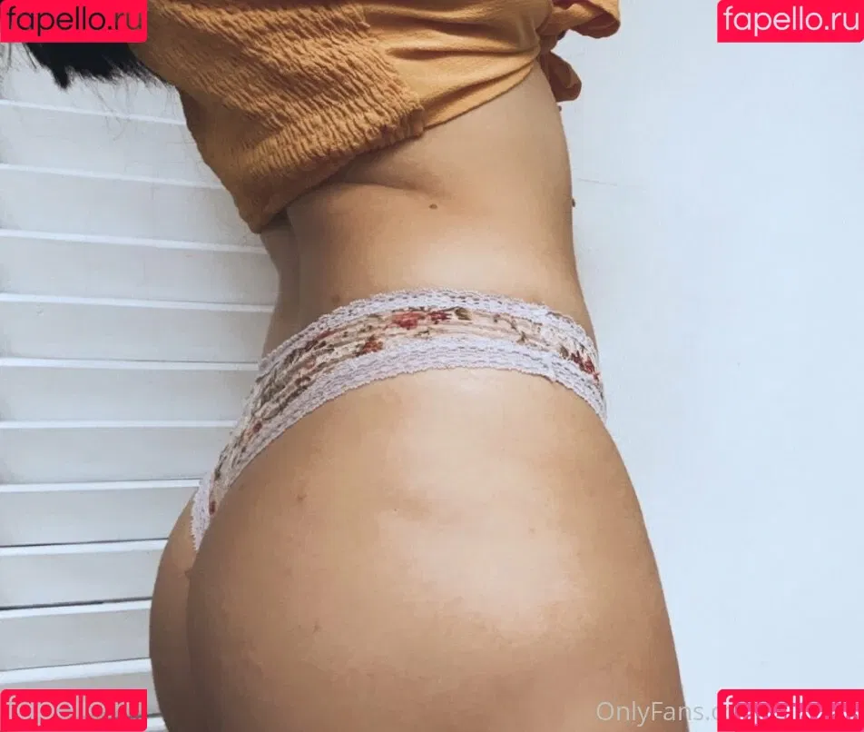 luniitaabcn Onlyfans Photo Gallery 