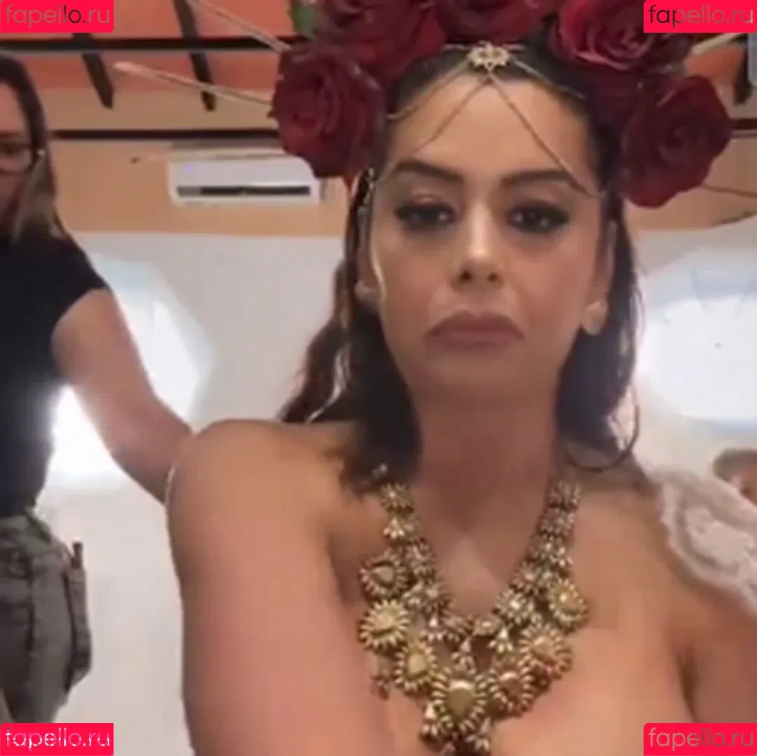 Larissa Riquelme Onlyfans Photo Gallery 