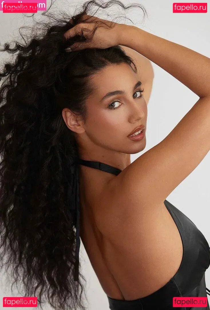 Phoebe Peers Onlyfans Photo Gallery 